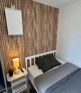 Tilbury Casa | Modern studio suite