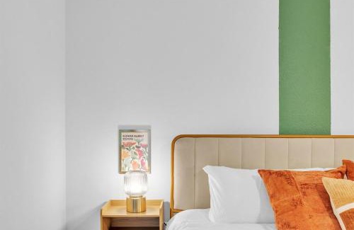 Austin Apartamento | Modern Studio Unit Near Downtown, King Bed, WiFi