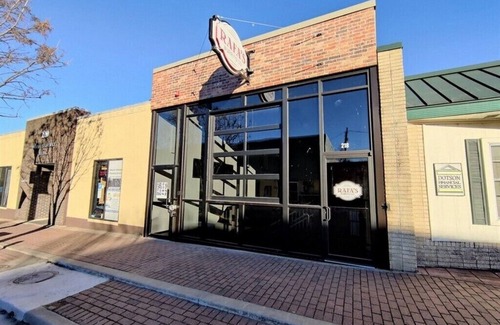 Tahlequah Apartamento | Modern Studio Walk to Bars, Restaurants, Shopping #1