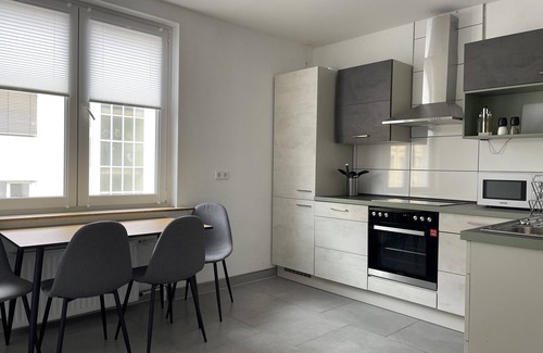 Innenstadt Apartamento | Modern studios in the heart of OS | home2share