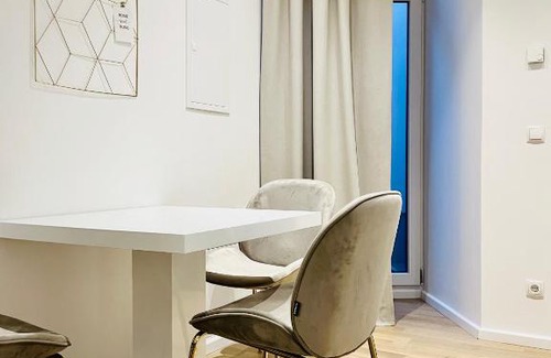 Funfhaus Apartamento | Modern Style City Apartments
