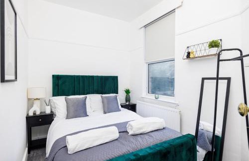 Southend-on-Sea Apartamento | Modern & Stylish 2BR - CITY CENTRE Nr High Street & C2C by Luxiety Stays