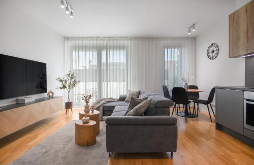 Zizkov Apartamento | Modern Stylish Apartment with Private Garage
