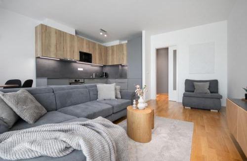 Zizkov Apartamento | Modern Stylish Apartment with Private Garage