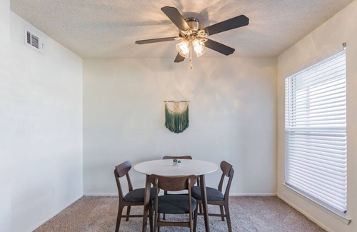 Midland Apartamento | Modern Suite Just Outside Downtown Midland