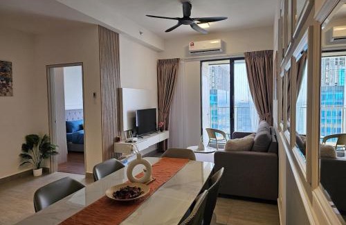 Shah Alam Apartamento | Modern Sunsuria Forum 600mbps 5mins Setia City and SCCC