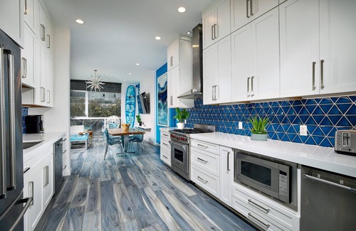 East Village Casa | Modern Surf Themed Home - Heart of Gaslamp