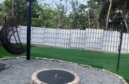 Ben Tre Cabaña | Modern Thatch 1-bedroom cottage in Bến Tre with WiFi, AC