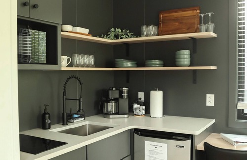 Milroy Cabina | Modern Tiny Home 26/With Hot Tub!