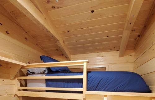 Whippleville Cabina | Modern Tiny Home Cabin Deux w./ Hot Tub next to Titus Mtn Ski & Malone