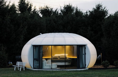Strasburg Casa | Modern Tiny Home with Hot Tub