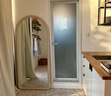 Estombar Otro | Modern Tiny House with Big Comfort