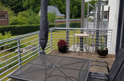 Altefaehr Apartamento | Modern top floor apartment with a view of the sea and Stralsund