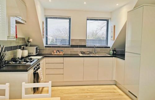 Huntingdon Apartamento | Modern Town Center Apartment