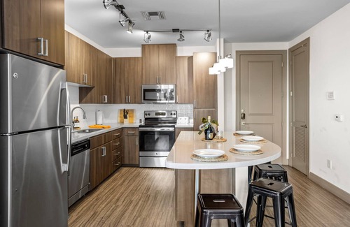 Tempe Apartamento | Modern Town Lake Waterfront Cozysuites Paradise 07