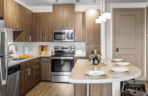 Tempe Apartamento | Modern Town Lake Waterfront Cozysuites Paradise 07