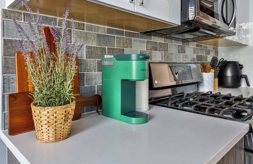 Ballard Casa | Modern Townhome in Ballard, Super Walkable!
