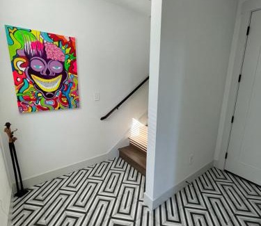 Addison Apartamento | Modern Townhome
