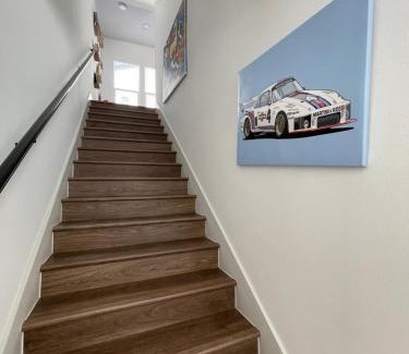 Addison Apartamento | Modern Townhome