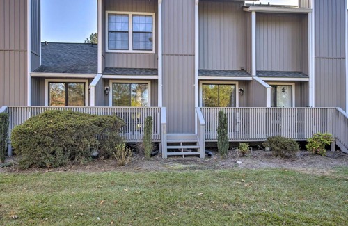 Pinehurst Casa | Modern Townhome with Deck and Golf Course Views!