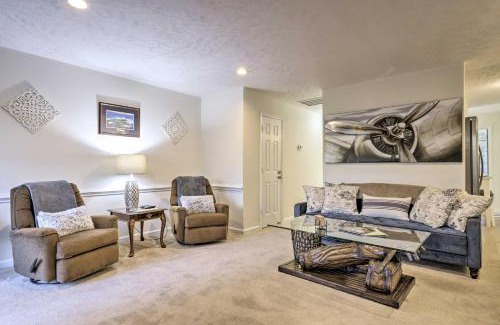 Pinehurst Casa | Modern Townhome with Deck and Golf Course Views!