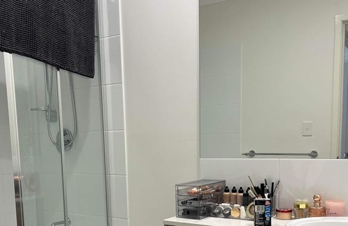 Upper Coomera Casa | Modern Townhouse in Upper Coomera - 5 minutes to Gold Coast Theme Parks