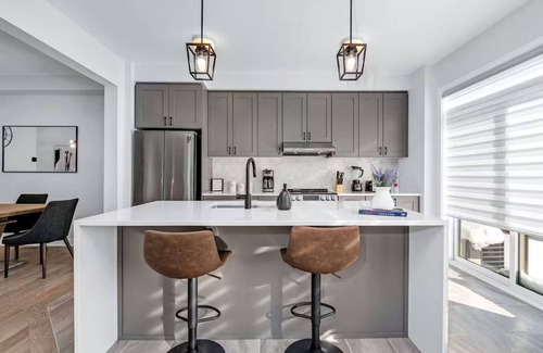 Cardinal Creek Casa | Modern Townhouse for Families | Game Room, 2 Parking Spots, 20 Min to Downtown