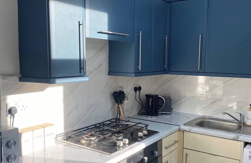 Manchester Casa | Modern Townhouse-free Parking-game Room-w-ifi