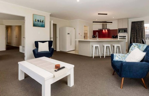 Rewa Casa | Modern Townhouse in Strandon