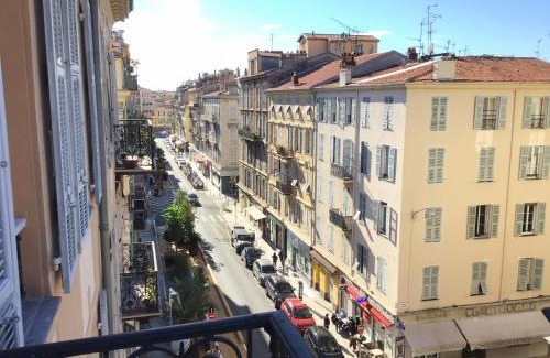 Carabacel Apartamento | Modern, traditional , bright and stylish appartement
