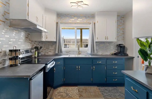 Downtown Apartamento | Modern Trendy Spacious Homes SSFDowntown