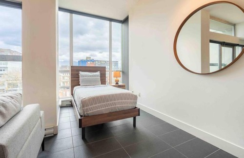 Gastown Apartamento | # Modern Tropical Comfort 2bed1bath1park