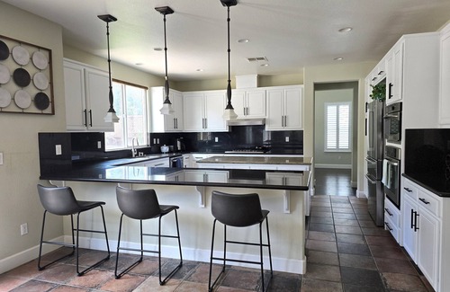 Fairfield Casa | Modern Tuscan Castle around Napa & Sonoma Valley Wine Country