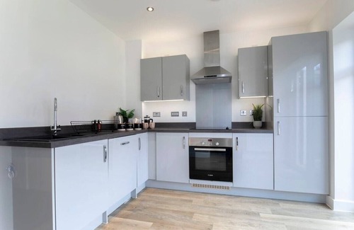 Cheltenham Casa | Modern Two Bedroom Two Bathroom Home