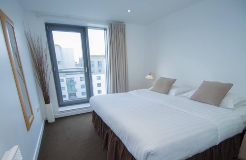 Newhaven Apartamento | Apartamento moderno de dos dormitorios - Aparcamiento gratuito - Excelente conexión Wifi