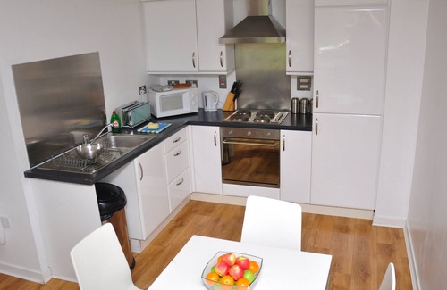 Newhaven Apartamento | Apartamento moderno de dos dormitorios - Aparcamiento gratuito - Excelente conexión Wifi