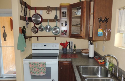 Sheridan Casa | Modern Two Bedroom House Six Blocks from Main Street Sheridan King & Queen Beds