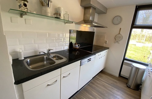 Brouwershaven Casa | Modern und neu Eingerichtet und Renoviert