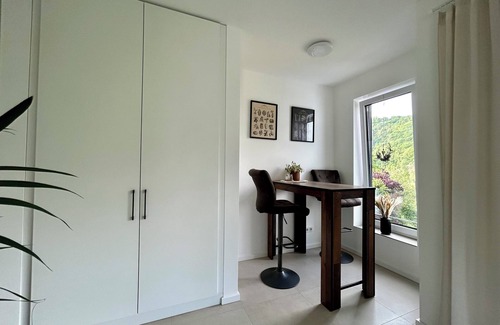 Niederschelden Apartamento | Modern und Zentral Trifft auf Ruhe und Natur