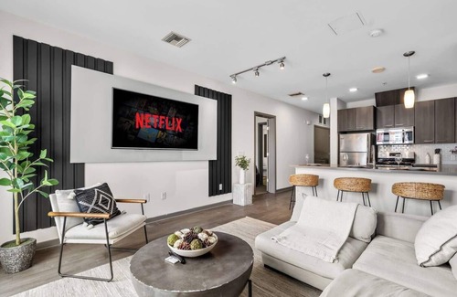 Downtown Apartamento | Modern - Universal Stdios/Americana 2BD2BTH APT