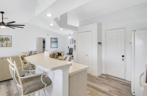 Port Saint Lucie Casa | Modern Updated Home With Pool Minutes From Beach!
