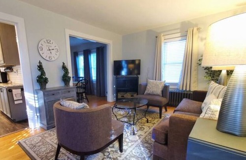 Winchester Casa | Modern Upscale Home, Historic Downtown Winchester