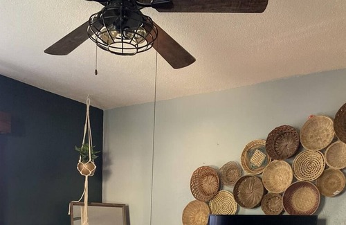 Pella Casa | MODERN UPSTAIRS SPACE