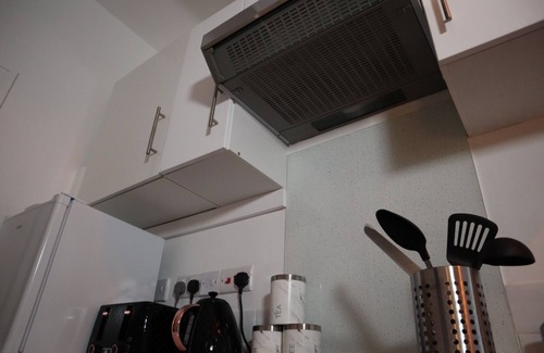 Business District Apartamento | Modern Urban Escape Near Nec, Airport, Hs2