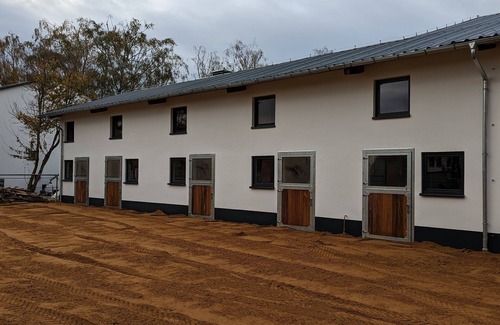 Babenhausen Casa | Modern vacation apartment on the horse farm for 2-4 people *W LAN, Smart TV*