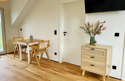 Edesheim Apartamento | Modern vacation apartment I on the estate, in the middle of the vineyards