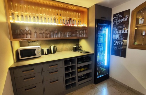 Grossweingarten Apartamento | Modern vacation apartment with bathtub (100sqm)