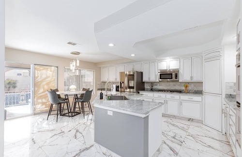 Las Vegas Casa | Modern Vegas Villa! Near Las Vegas Strip