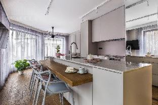 City Centre Apartamento | Modern View of Planty Park