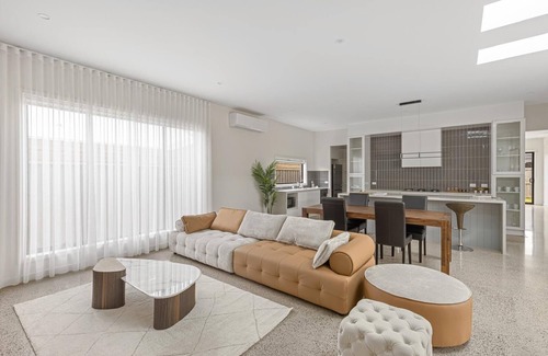 Ocean Grove Casa | Modern villa - 12 sleep